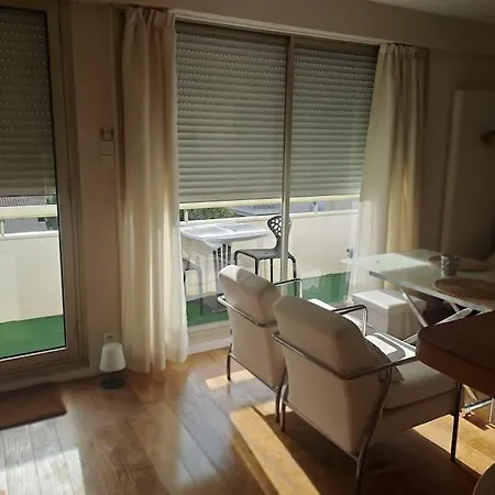 T2 Centre, A 2 Minutes Apartment